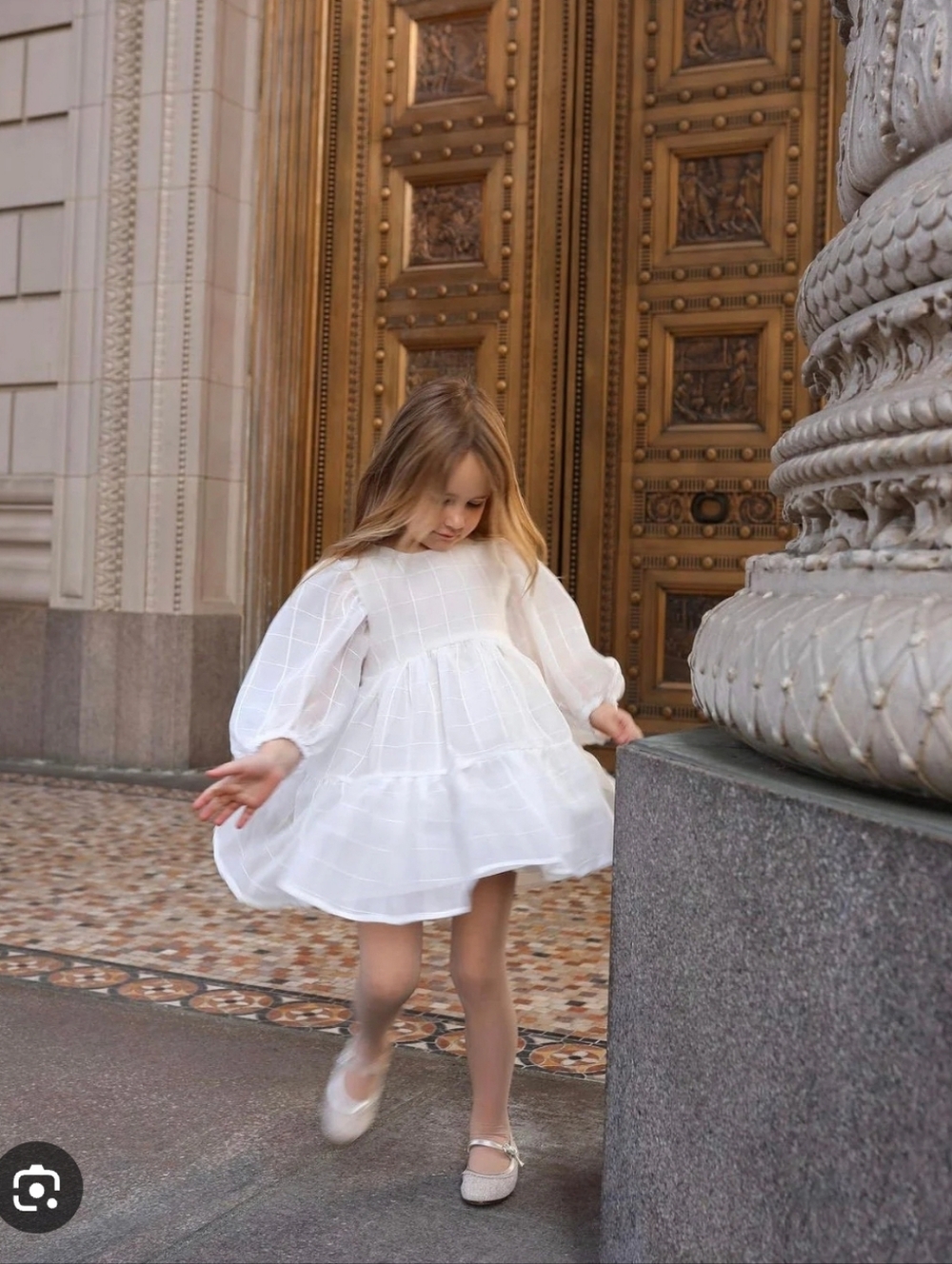 House Of LooLous Girls White Tiered Long Sleeve Dress Size 5
